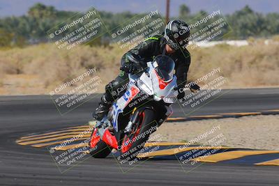 media/Nov-06-2023-Moto Forza (Mon) [[ce023d0744]]/4-Beginner Group/Session 3 (Turn 16)/